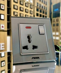 Bộ 1 công tắc khóa + ổ cắm đa năng 3 chấu - Aura glass gray Series P-039