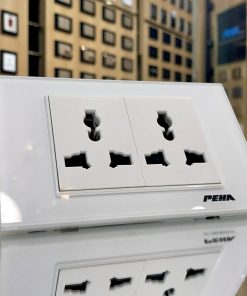 Bộ ổ cắm đôi đa năng 3 chấu PEHA – AURA KANTIG GLASS WHITE Series