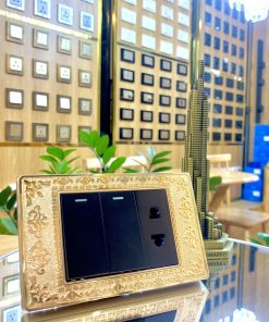 Badora series – Bộ 2 công tắc + 1 ổ cắm PEHA