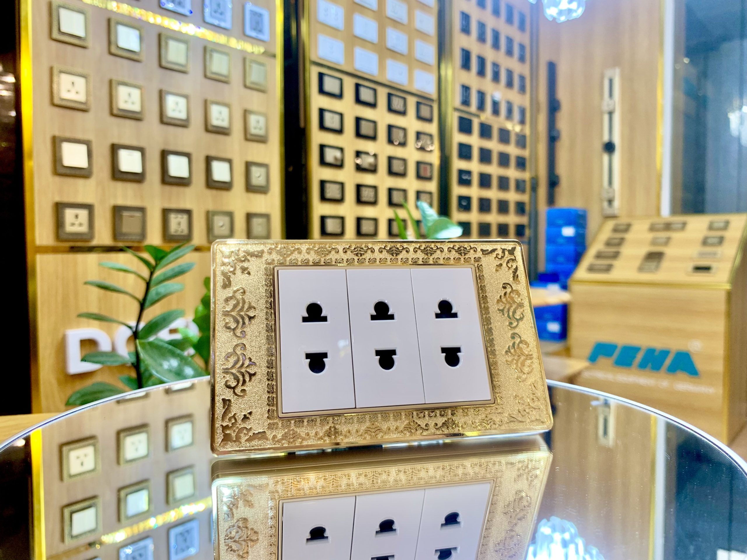 Badora series – Bộ 3 Ổ Cắm Đôi 2 Chấu PEHA
