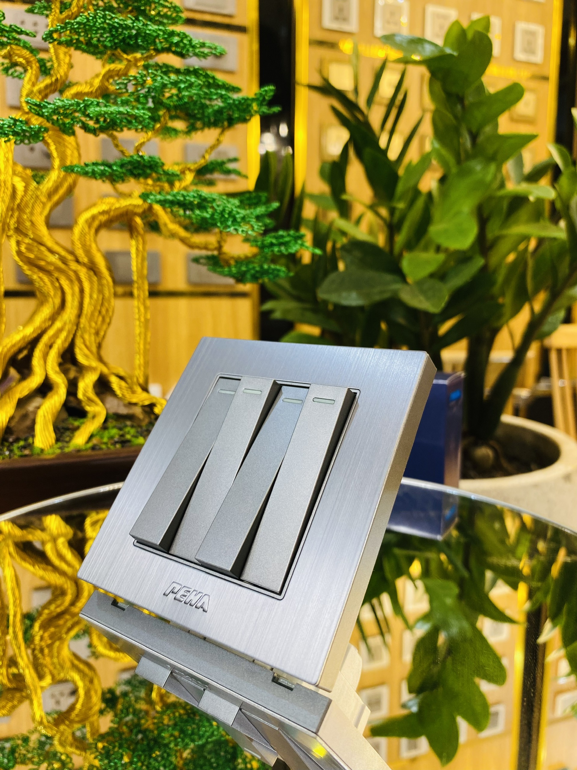 BỘ 4 CÔNG TẮC 1 CHIỀU cỡ S - NOVA ALUMINUM 86 - Ảnh 4